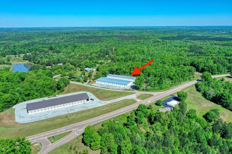 More Photos Of 50 Voss Ln, Huntingdon Self Storage For Sale