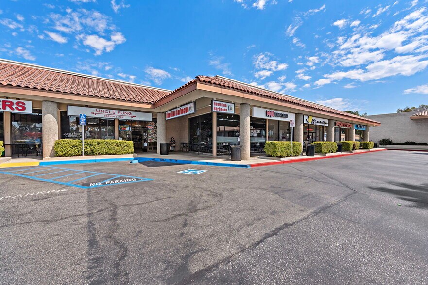 More Photos Of 5735-5767 E Pacific Coast Hwy, Long Beach Unknown For Lease