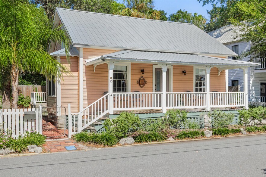 More Photos Of 16 Locust St, Saint Augustine Specialty For Sale