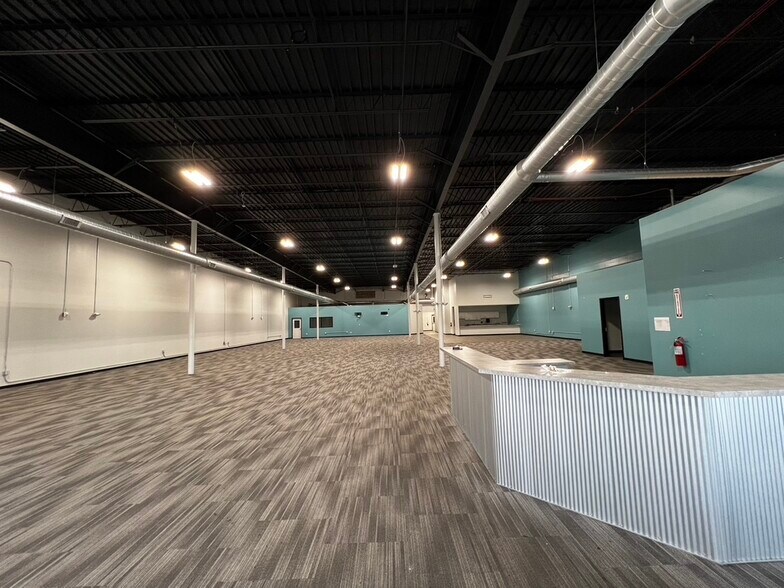 More Photos Of 167-179 W High St, London Freestanding For Lease