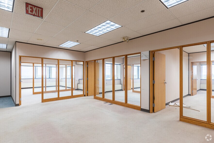 More Photos Of 480 Vantage Pt, Miamisburg Medical For Lease