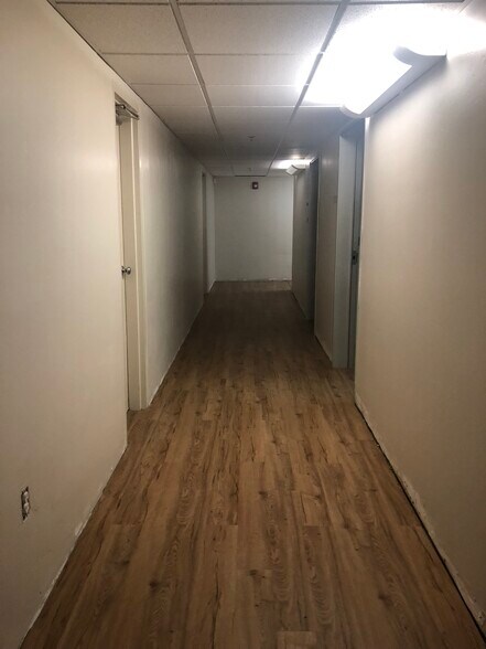 More Photos Of 1600 Norris Rd, Bakersfield Office For Sale