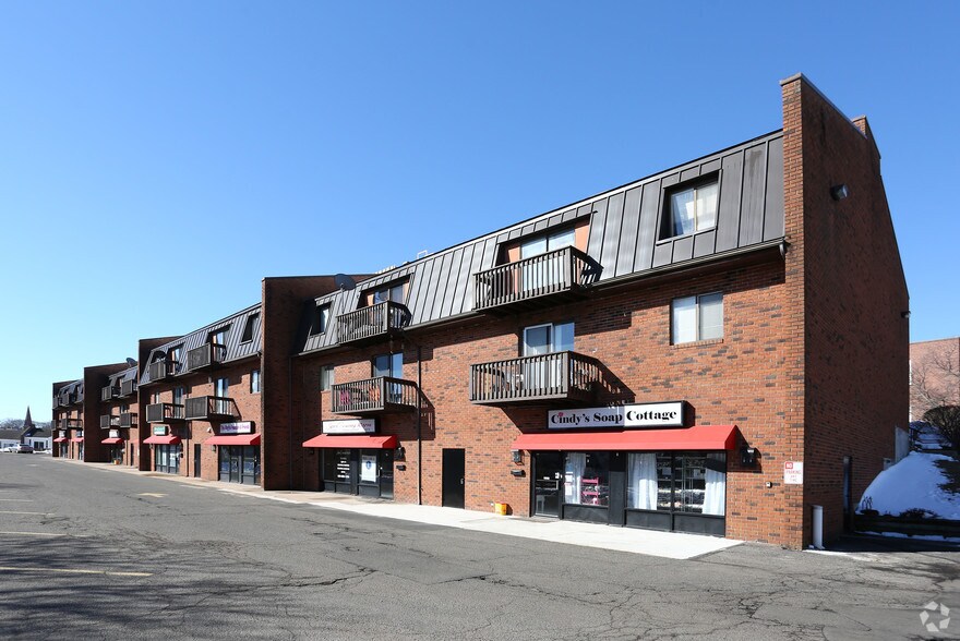 More Photos Of 60 Main St, Windsor Locks Apartments For Lease