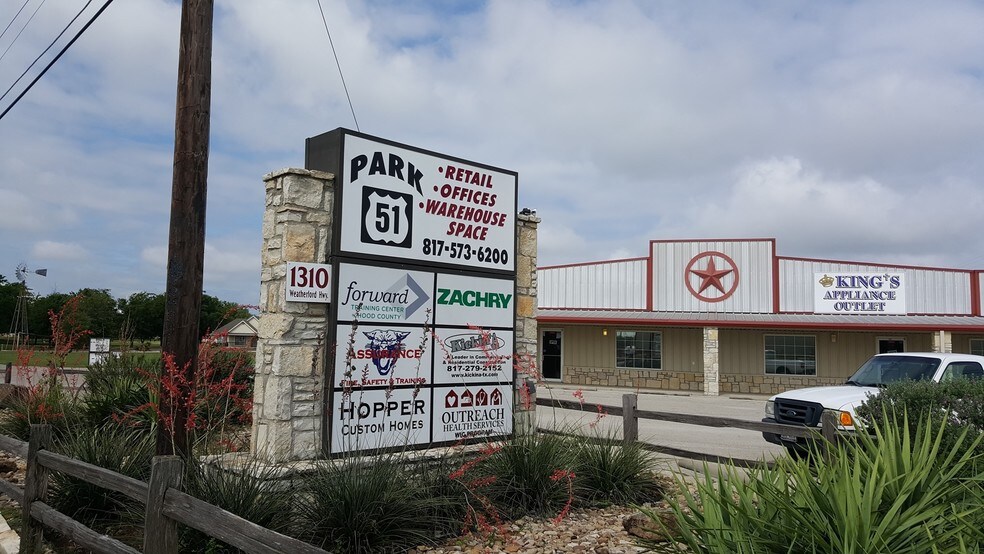More Photos Of 1310 Weatherford Hwy, Granbury Light Distribution For Lease