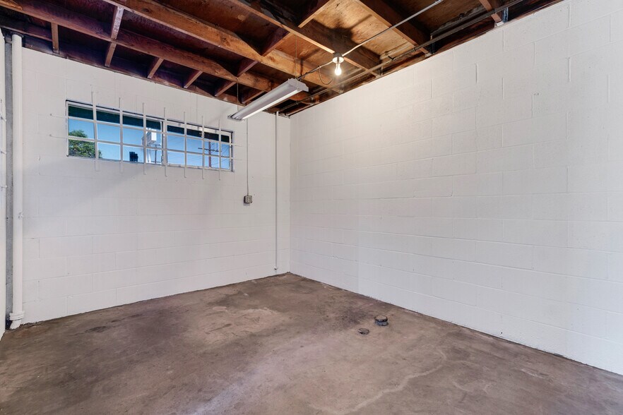 More Photos Of 11606 Inglewood Ave, Hawthorne Auto Repair For Lease