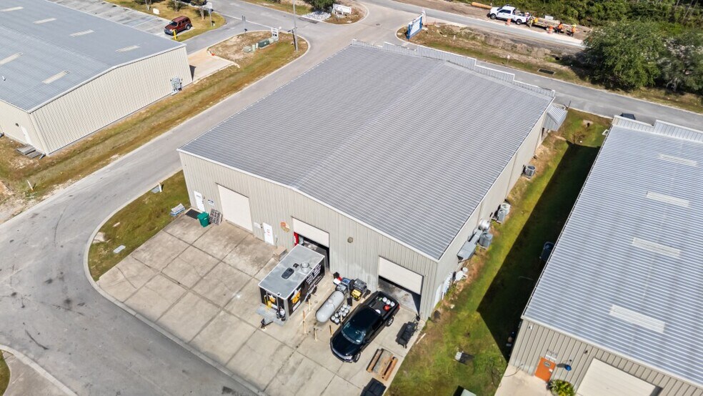 More Photos Of 605 N County Road 393, Santa Rosa Beach Light Manufacturing For Lease