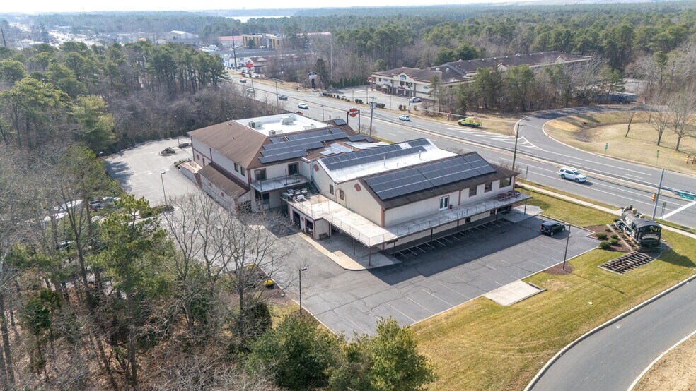 More Photos Of 219 E White Horse Pike, Galloway Health Club For Sale