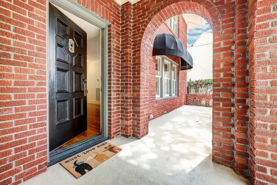 More Photos Of 414 Branard St, Houston Medical For Sale