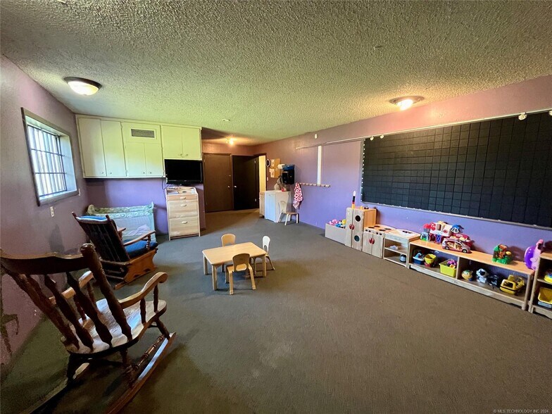 More Photos Of 2710 S Cherokee Dr, Muskogee Religious Facility For Sale