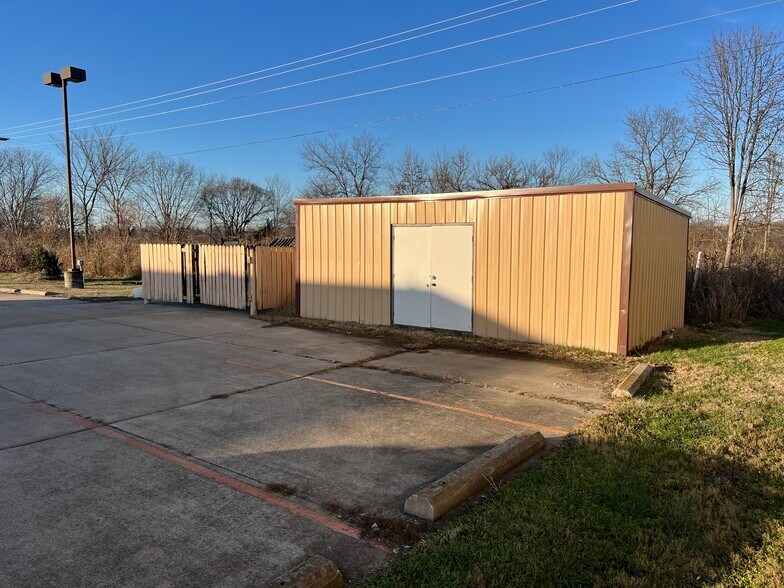 More Photos Of 1020 W Buchanan St, California Fast Food For Sale