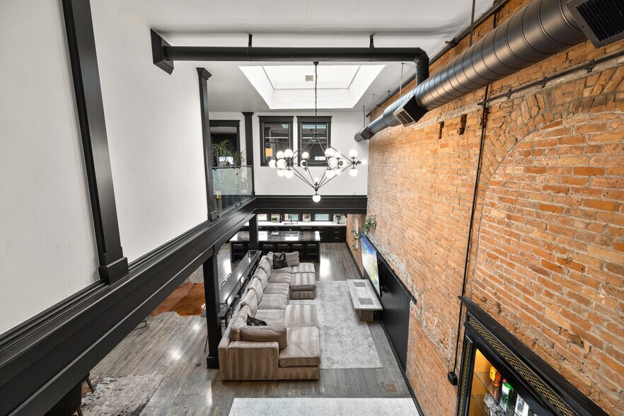 More Photos Of 30-50 2nd St E, Kalispell Office Residential For Sale