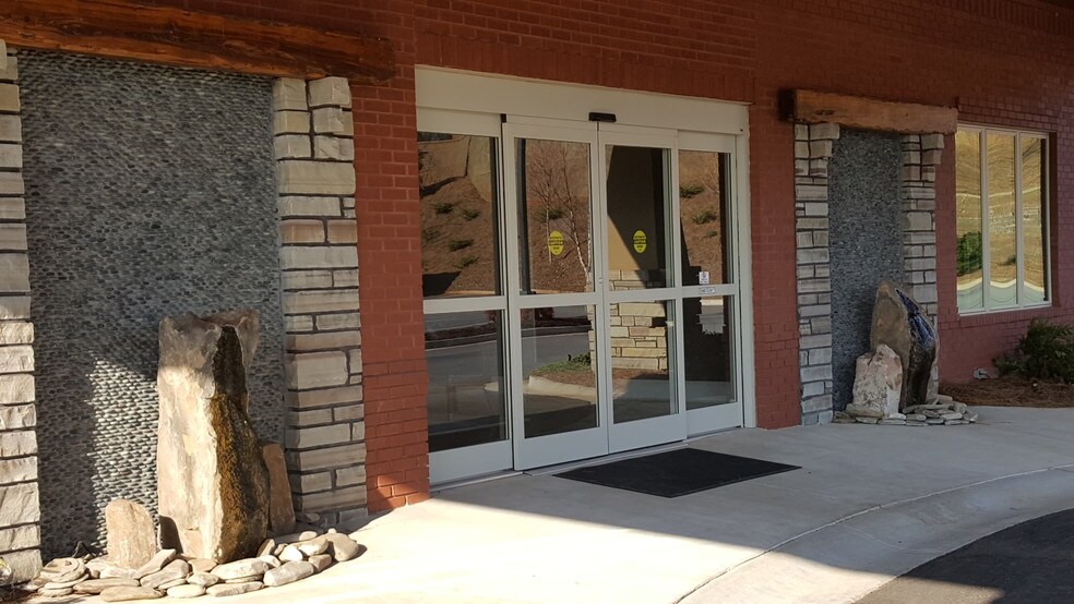 More Photos Of 1360 Caduceus Way Bldg. 500, STE 107, Bogart Office For Sale