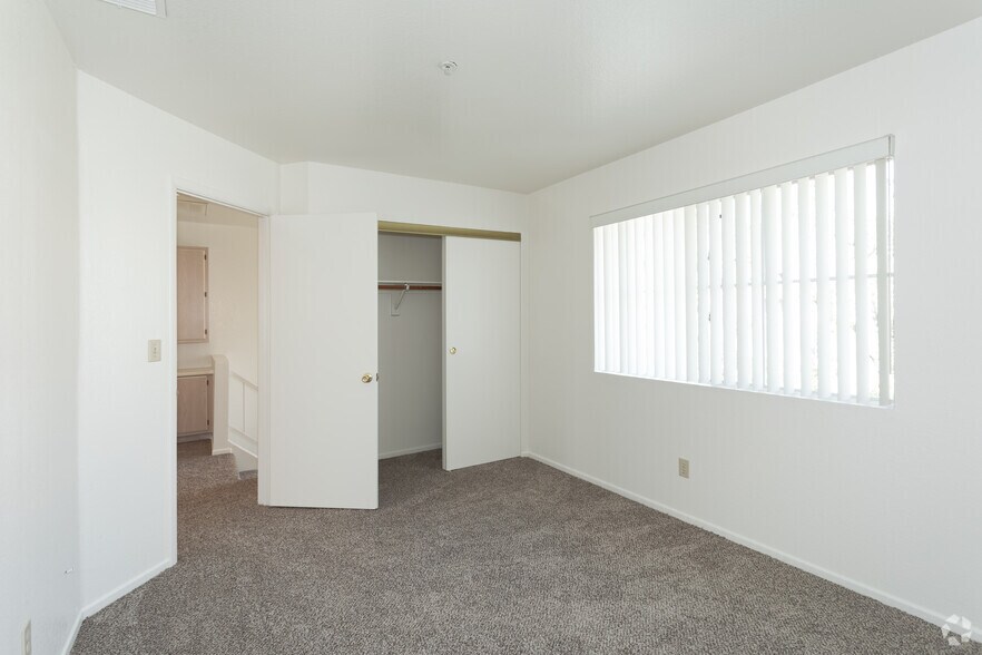 More Photos Of 3400 Dry Gulch Dr, Laughlin Apartments For Sale