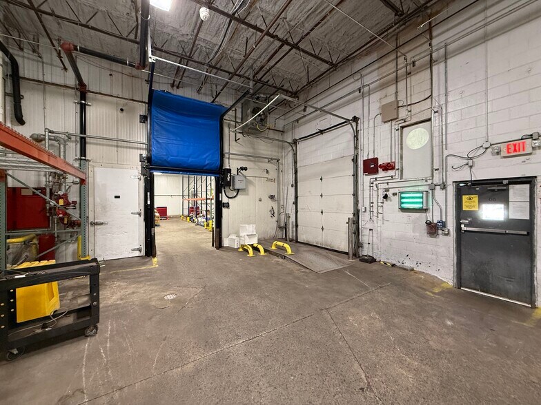 More Photos Of 4001 N American St, Philadelphia Warehouse For Lease