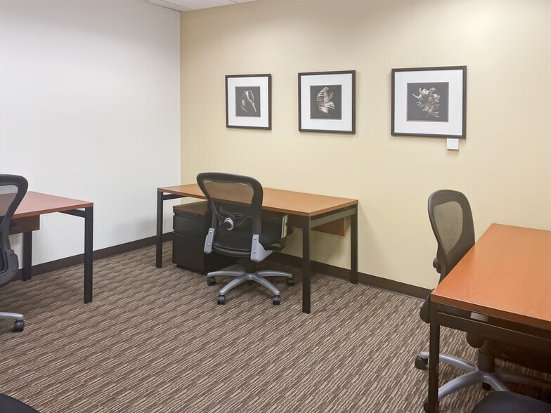 More Photos Of 8000 Towers Crescent Dr, Vienna Coworking Space