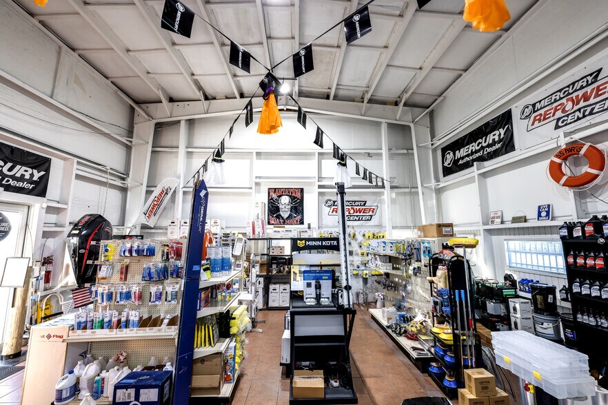 More Photos Of 90400 Overseas Hwy, Tavernier Marina For Sale