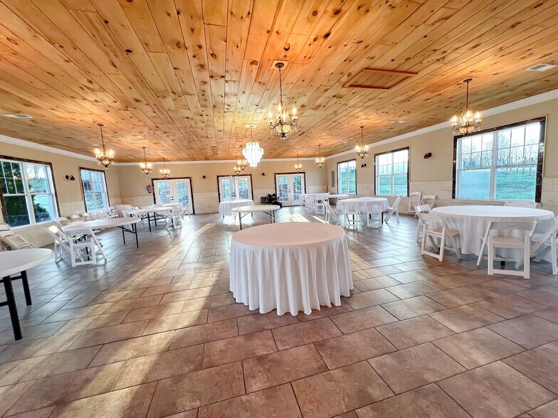 More Photos Of 2982 Harvey Bowden Rd, Paris Winery Vineyard For Sale