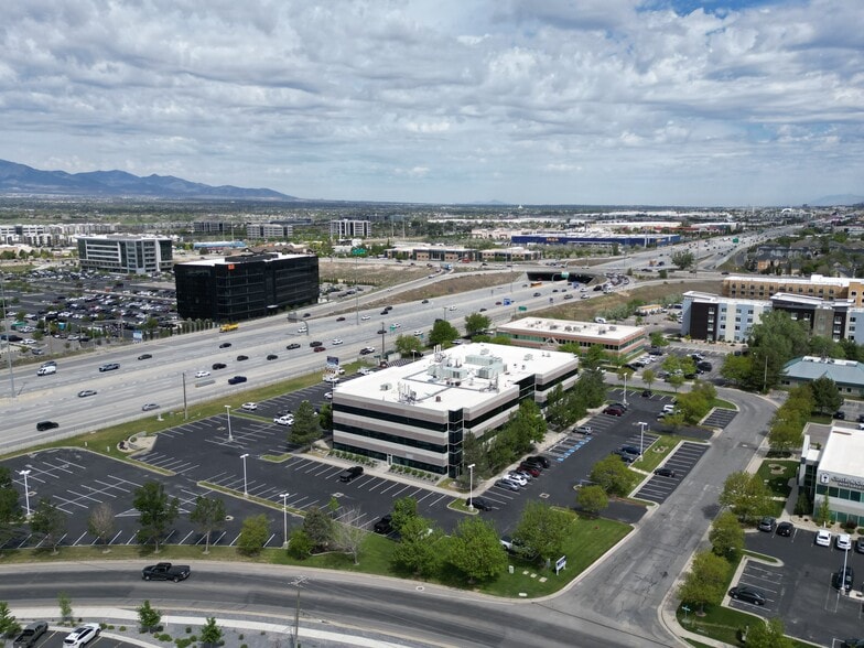 More Photos Of 66 E Wadsworth Park Dr, Draper Office For Lease