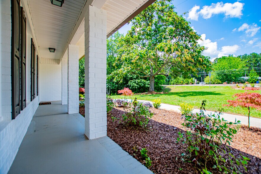 More Photos Of 2932 US-27, Buchanan Office For Sale