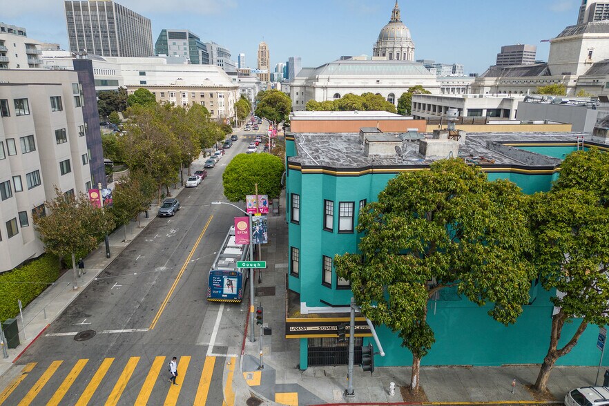 More Photos Of 687 McAllister St, San Francisco Storefront Retail Office For Lease