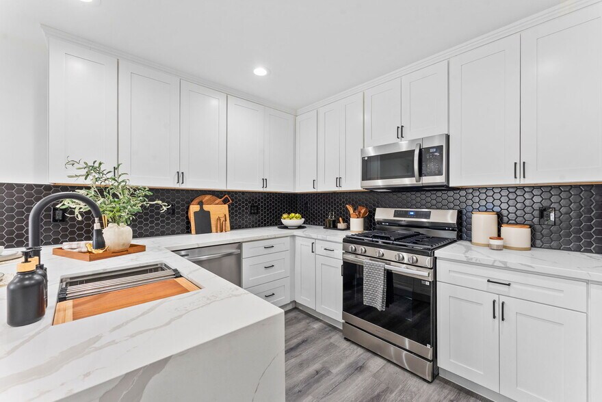 More Photos Of 8353 Ivory Coast Dr, San Diego Multifamily For Sale