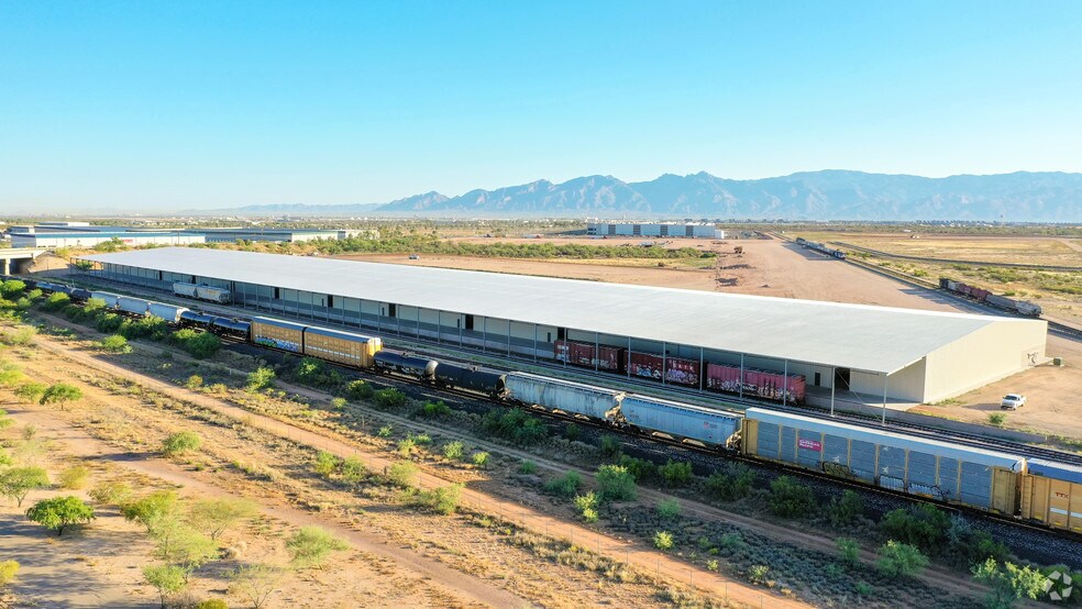 More Photos Of 7225 S Kolb Rd, Tucson Warehouse For Lease