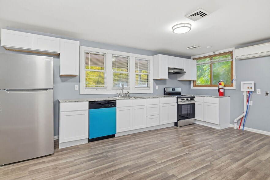 More Photos Of 1508 Main St, Agawam Restaurant For Sale