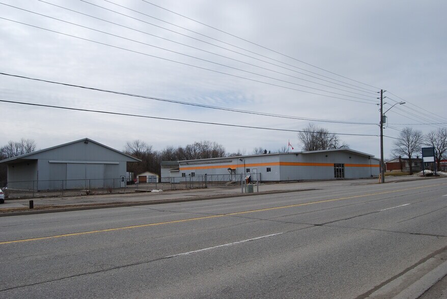 More Photos Of 550 Stewart Blvd, Brockville Freestanding For Lease