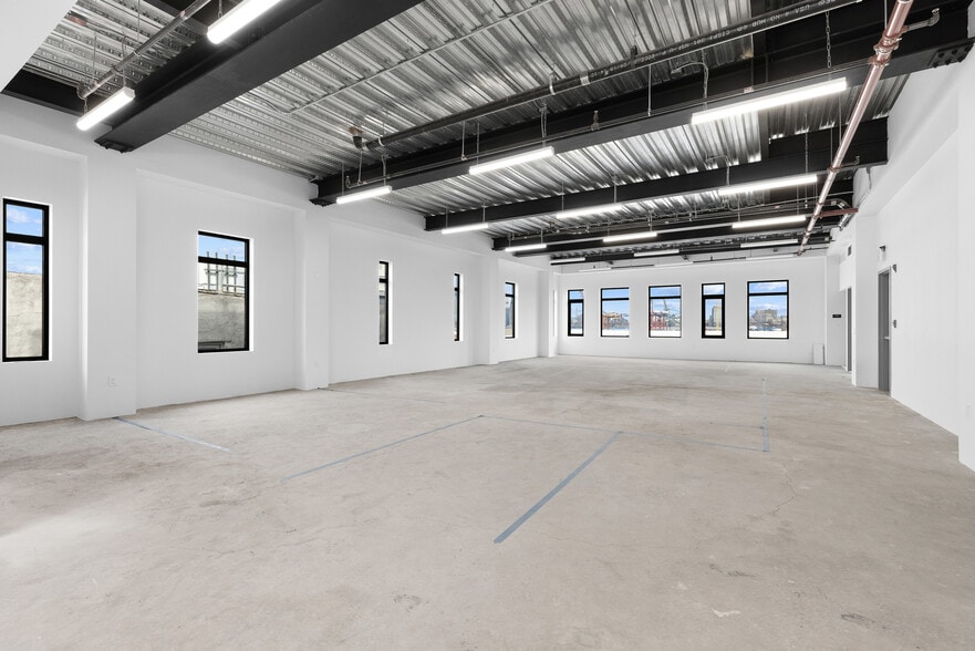More Photos Of 160 Dikeman St, Brooklyn Office For Sale