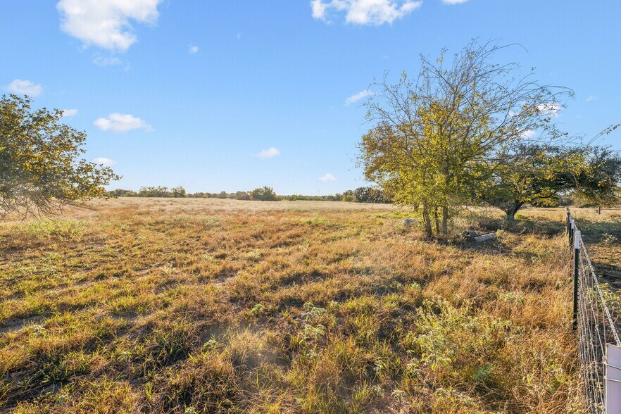 More Photos Of 25743 Campbellton rd, San Antonio Land For Sale