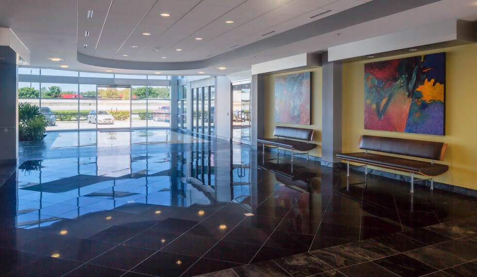 More Photos Of 24624 Interstate 45, Spring Office For Lease