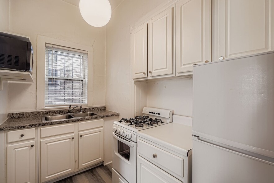 More Photos Of 1230 Washington St, Denver Apartments For Sale