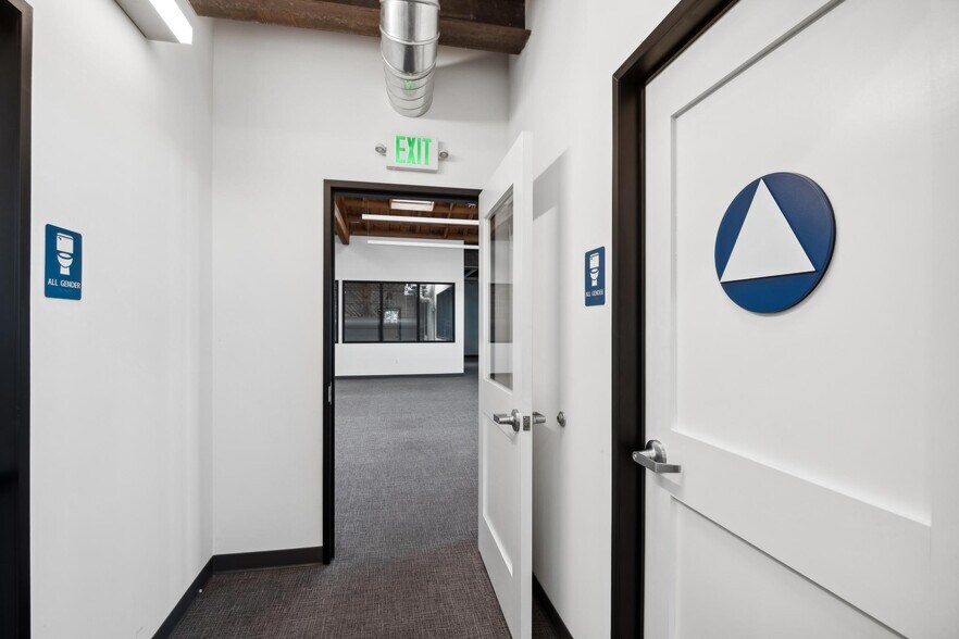 More Photos Of 1000 Calcot Pl, Oakland Warehouse For Sale