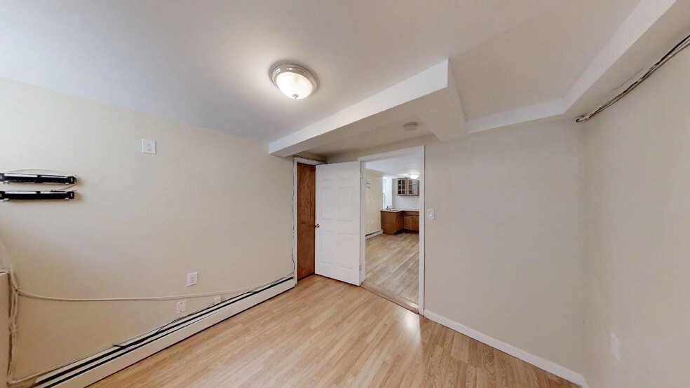 More Photos Of 1549 Selwyn Ave, Bronx Apartments For Lease