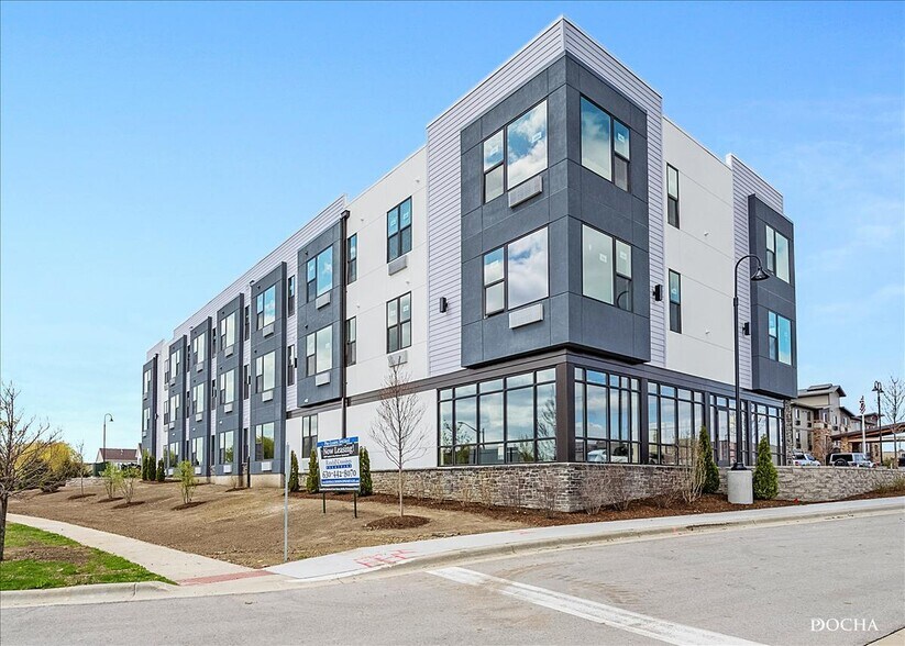 More Photos Of 1109 Ritter St, North Aurora Apartments For Lease