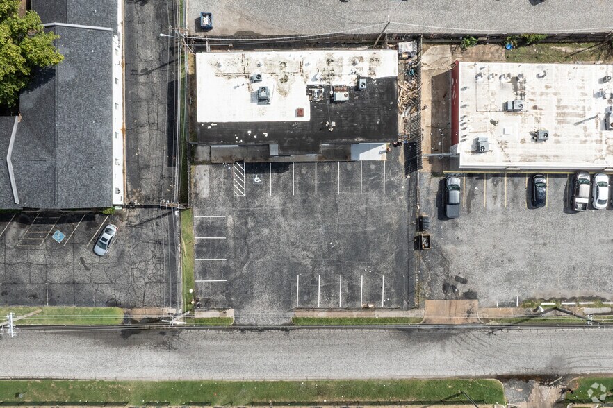 More Photos Of 4641 S Braden Ave, Tulsa Office For Sale