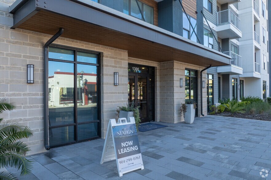 More Photos Of 1300 Hendricks Ave, Jacksonville Apartments For Lease