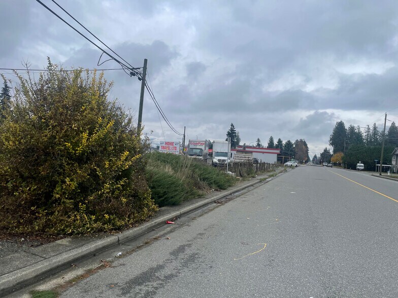 More Photos Of 31648 South Fraser Way, Abbotsford Land For Sale