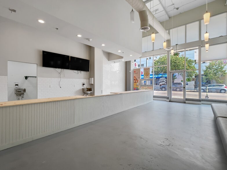 More Photos Of 232 E 2nd St, Los Angeles Apartments For Lease