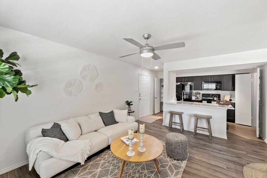 More Photos Of 6635 S Staples St, Corpus Christi Apartments For Sale