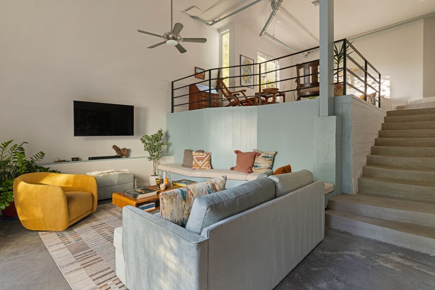 More Photos Of 1642 Elevado St, Los Angeles Multifamily For Sale