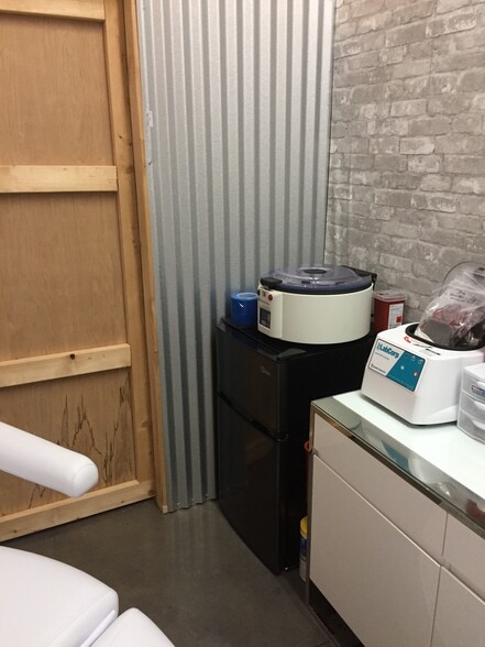 More Photos Of 1016 Clare Ave, West Palm Beach Service For Lease