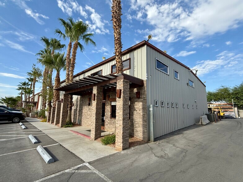 More Photos Of 3865-3885 Rockbottom St, North Las Vegas Manufacturing For Lease