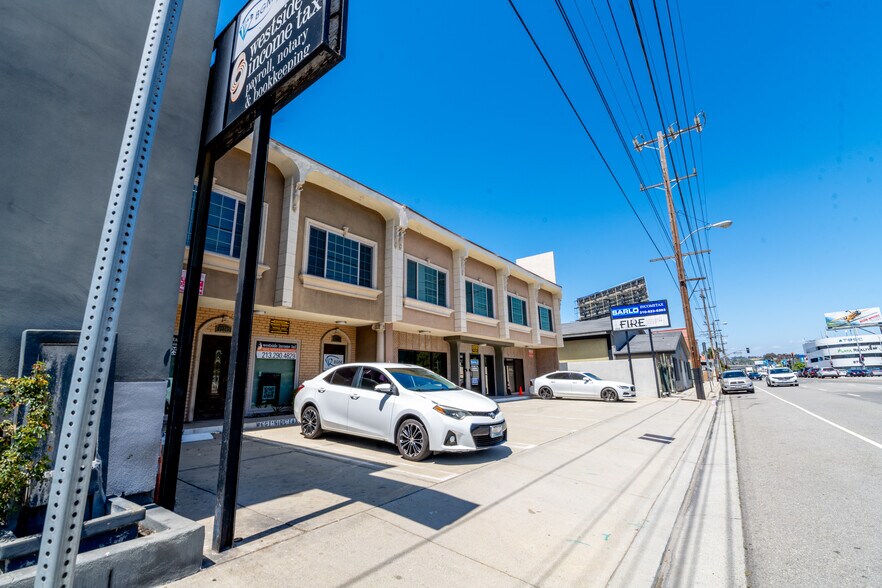 More Photos Of 12041-12043 Jefferson Blvd, Culver City Office For Sale