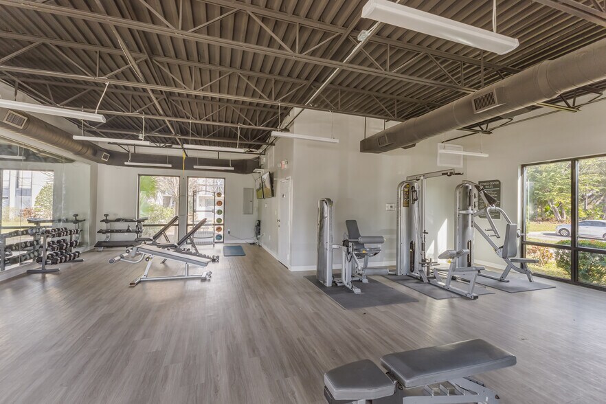 More Photos Of 2690 Drew St, Clearwater Apartments For Sale