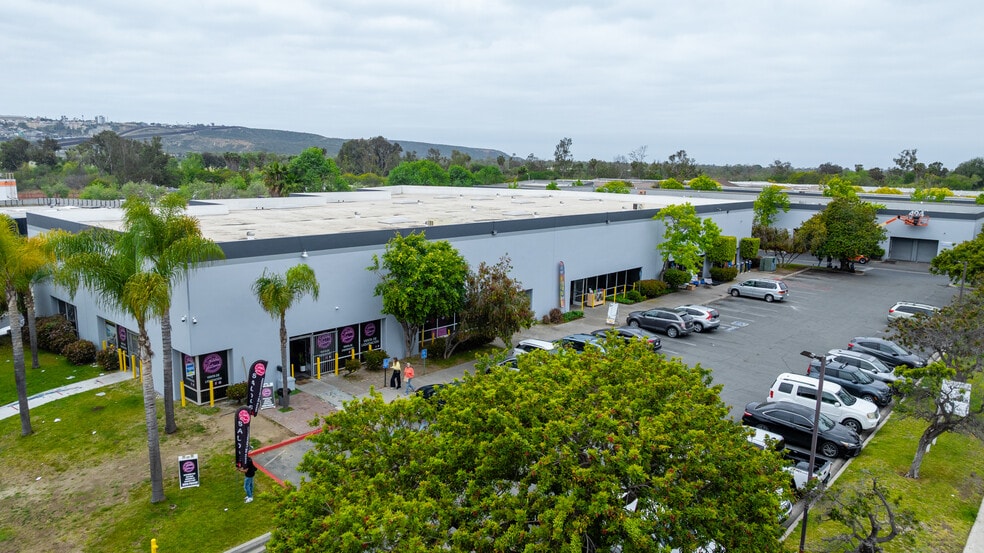 More Photos Of 494 W Calle Primera, San Diego Unknown For Lease