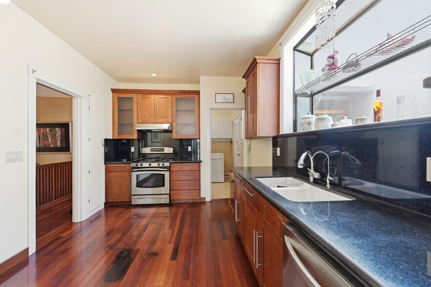 More Photos Of 2737 Hyde St, San Francisco Apartments For Sale