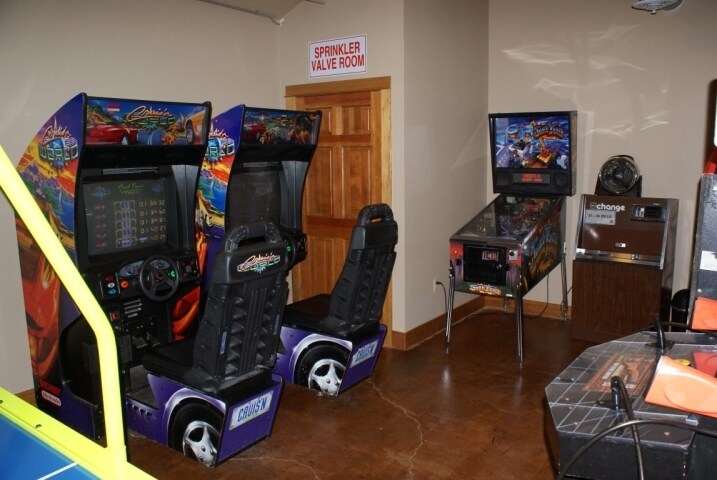 More Photos Of 18135 Cottonwood Rd, Sunriver General Retail For Sale