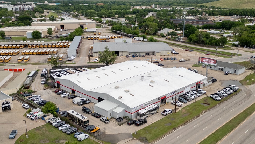 More Photos Of 699 E Highway 121 Business, Lewisville Warehouse For Sale