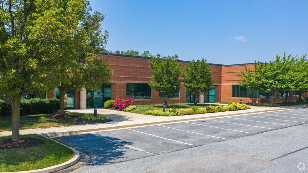 More Photos Of 7080 Samuel Morse Dr, Columbia Flex For Lease